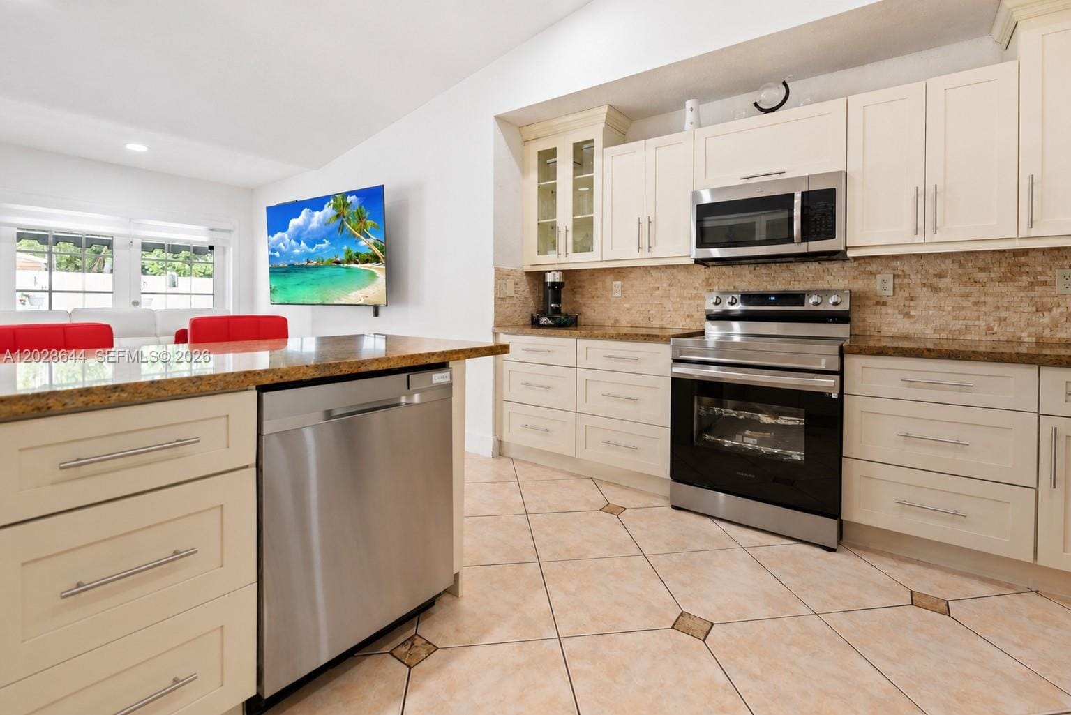 7819 NW 166th Terrace, Miami Lakes, FL 33016 photo 12