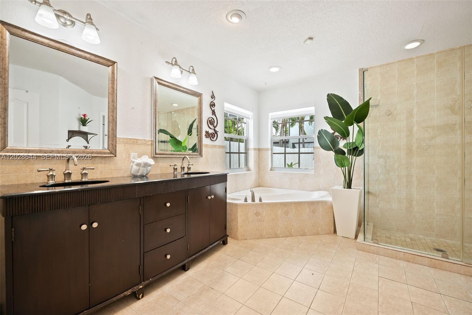 7819 NW 166th Terrace, Miami Lakes, FL 33016 photo 18