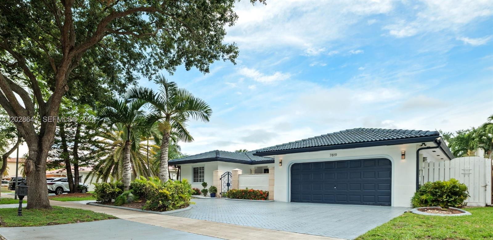 7819 NW 166th Terrace, Miami Lakes, FL 33016, Miami Lakes