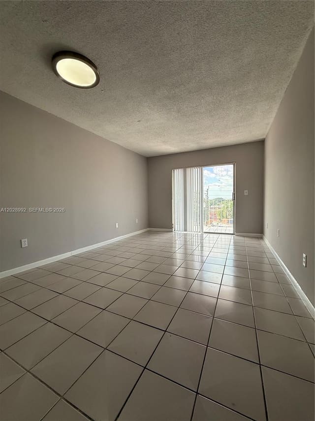 6820 W Flagler Street 407, Madrid Terrace, Miami, FL