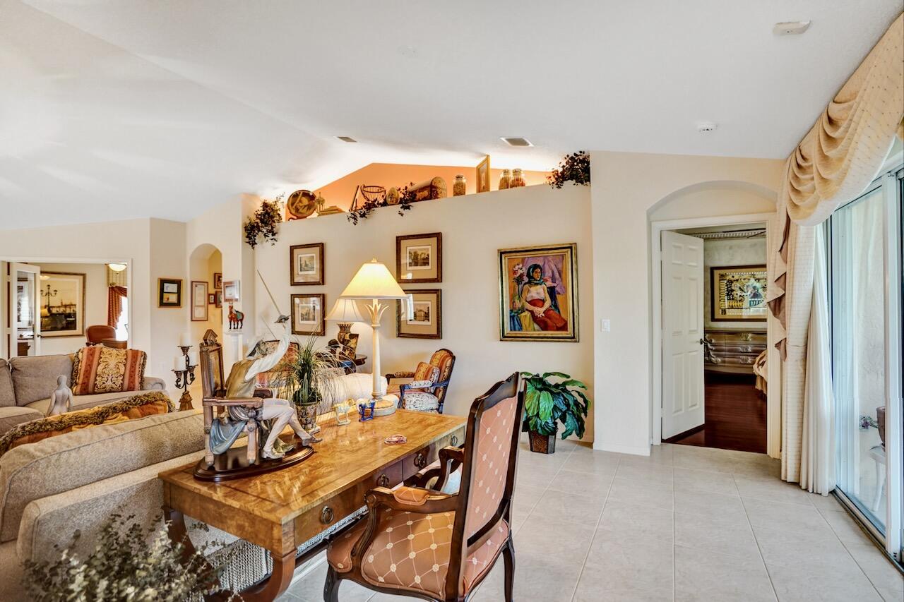 12434 Crystal Pointe Drive 202, Boynton Beach, FL 33437 photo 16