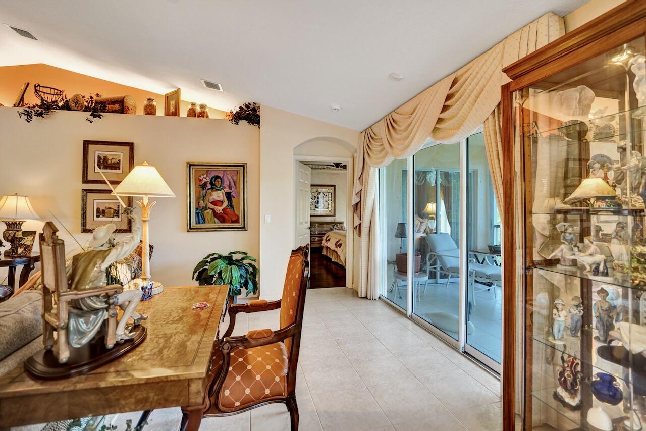 12434 Crystal Pointe Drive 202, Boynton Beach, FL 33437 photo 17