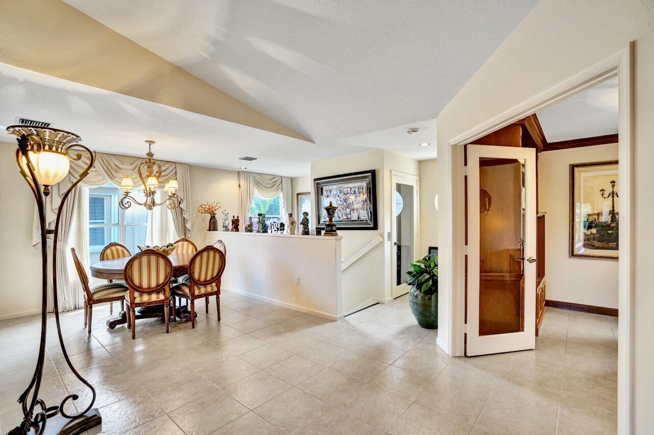12434 Crystal Pointe Drive 202, Boynton Beach, FL 33437 photo 20
