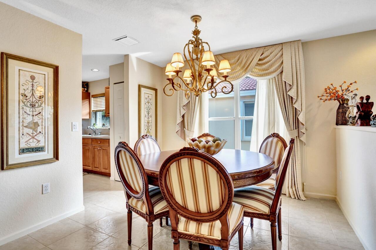 12434 Crystal Pointe Drive 202, Boynton Beach, FL 33437 photo 21