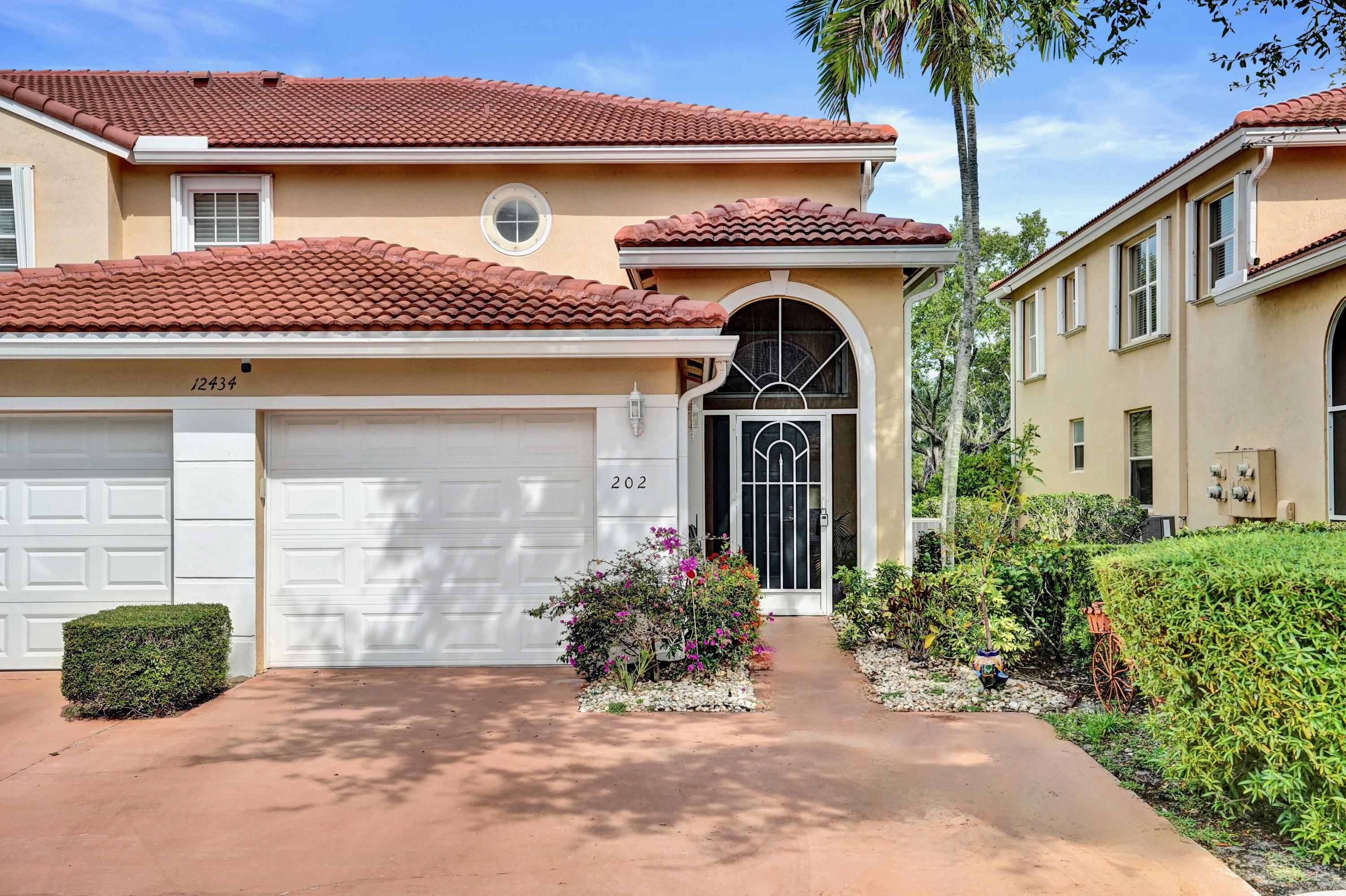 12434 Crystal Pointe Drive 202, Boynton Beach, FL 33437 photo 4
