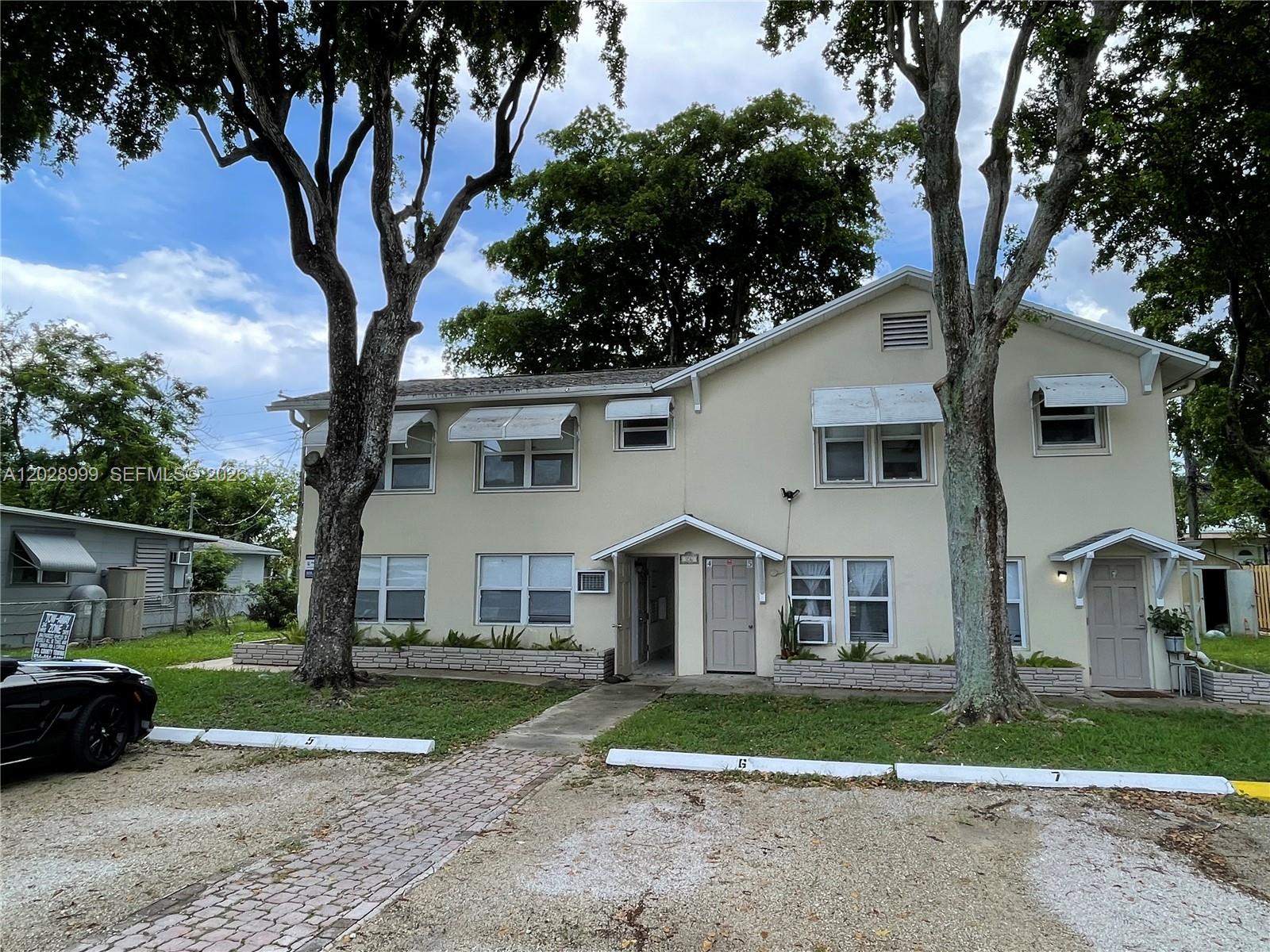 26 SE 13th Terrace 17, Dania Beach, FL 33004, Dania Beach
