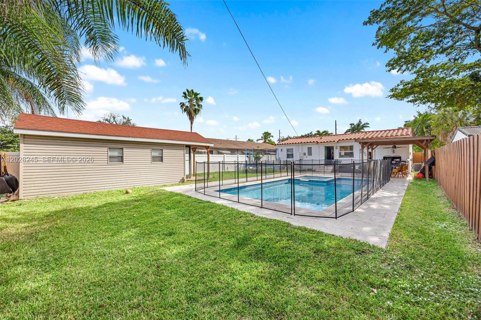 2215 Cleveland Street, Hollywood, FL 33020, Hollywood