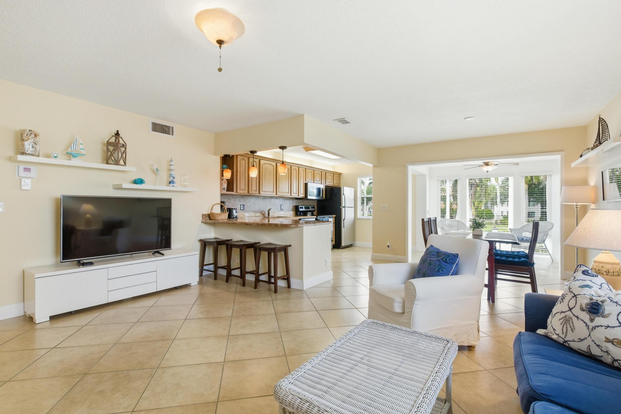 34 Colonial Club Drive 204, Boynton Beach, FL 33435, Boynton Beach