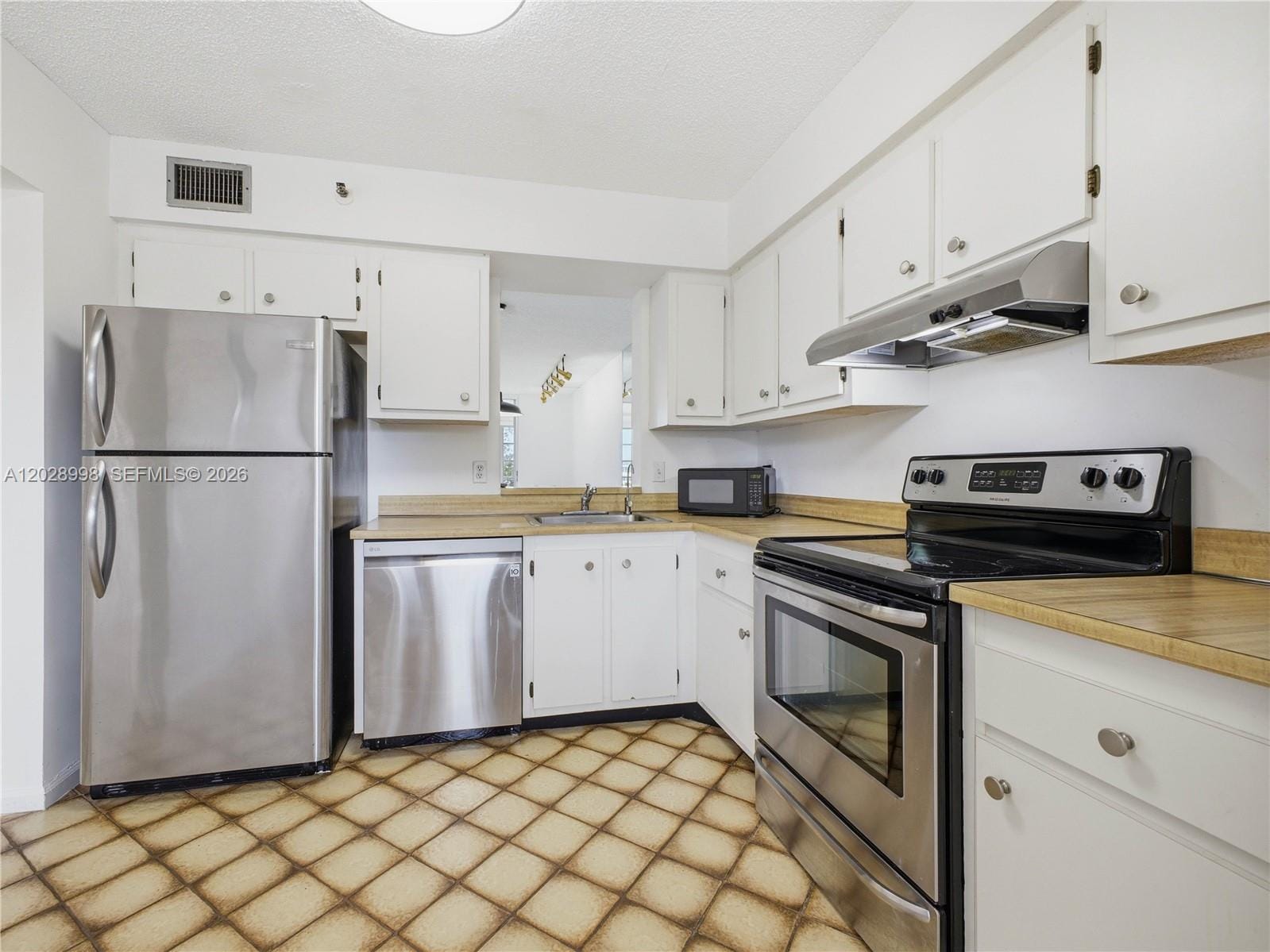 14623 Bonaire Boulevard 405, Delray Beach, FL 33446 photo 4