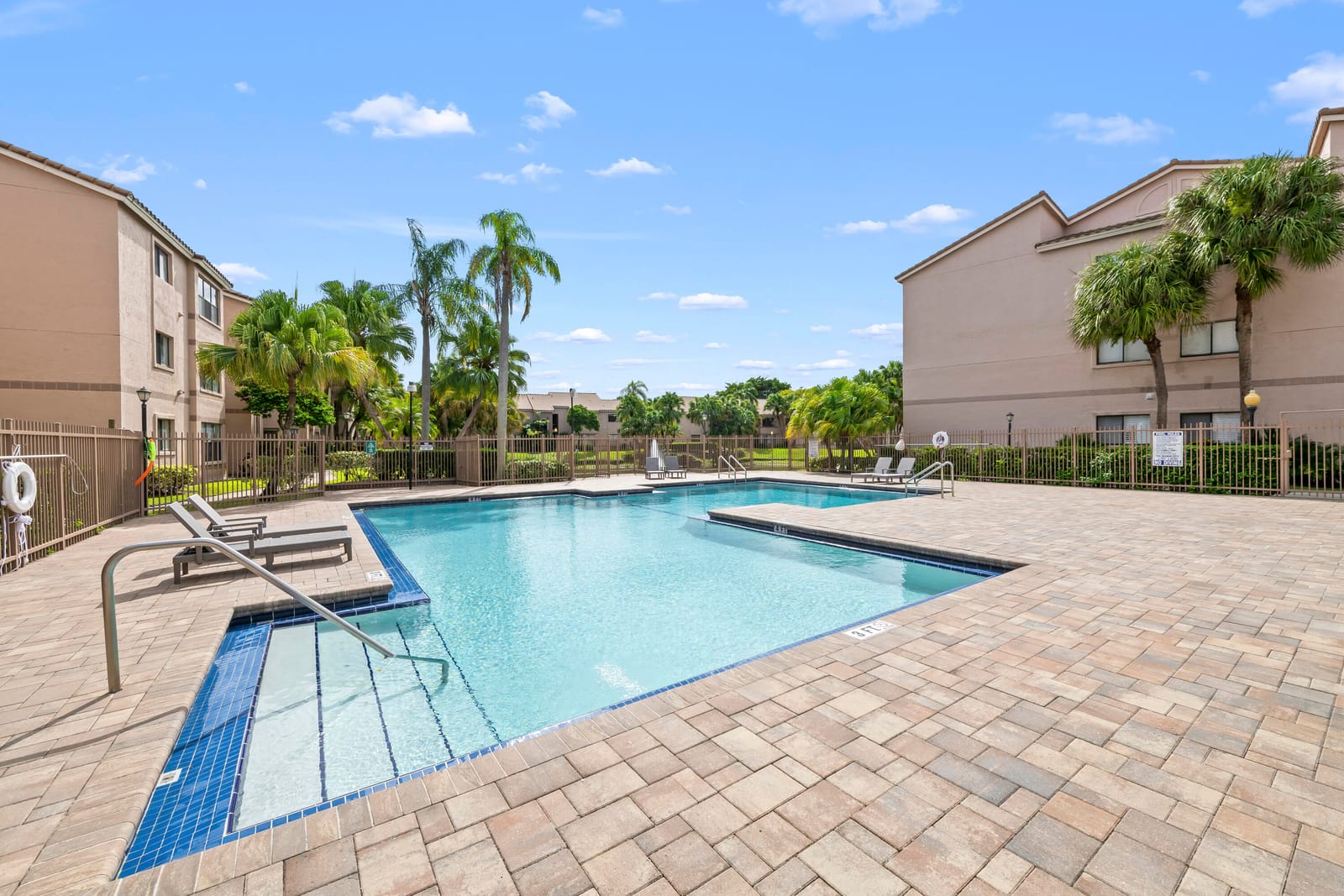2736 S University Drive 1104, Davie, FL 33328 photo 4