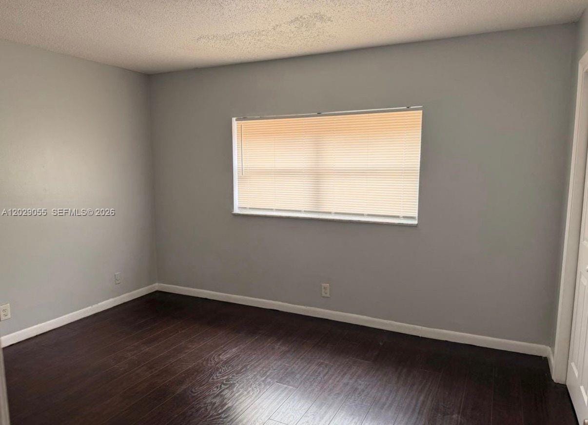 2512 NW 52nd Avenue 22B — photo 2