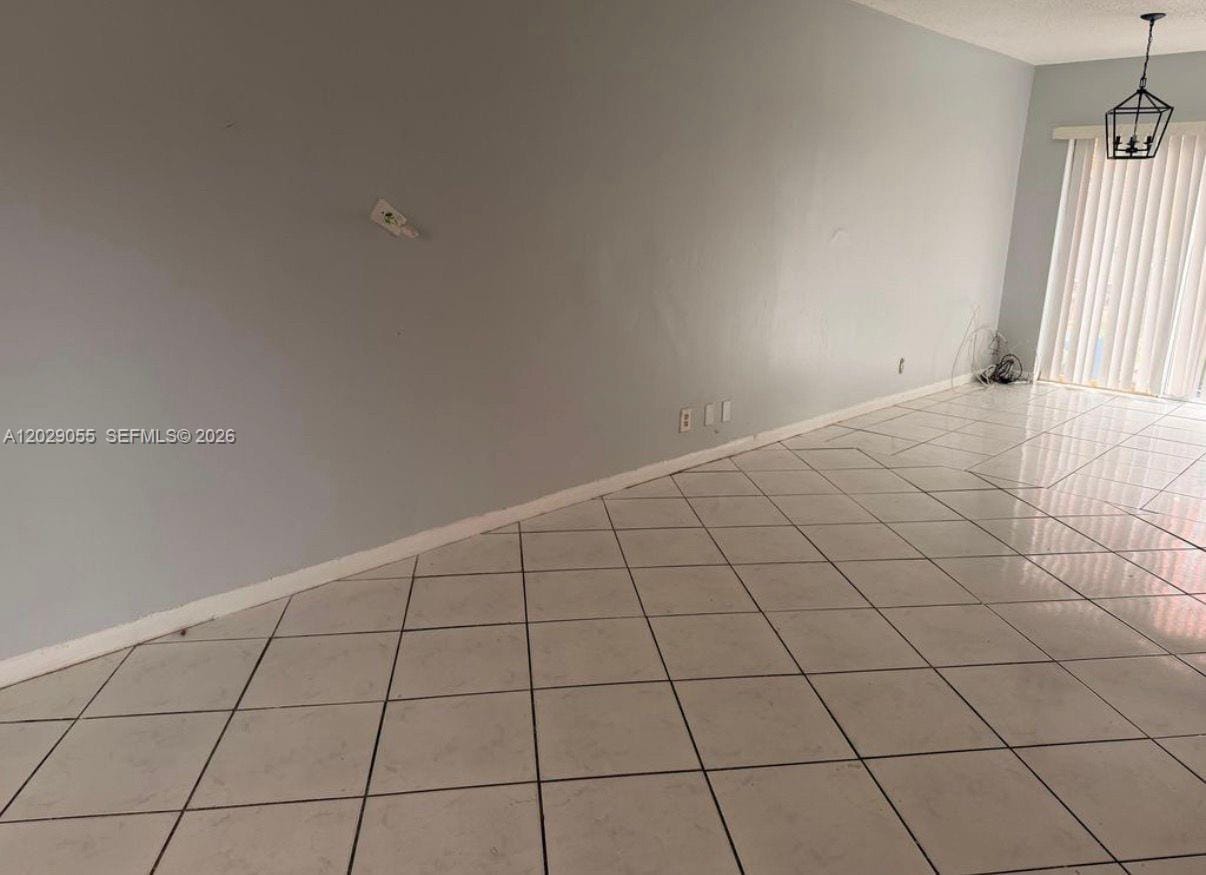 2512 NW 52nd Avenue 22B — photo 11