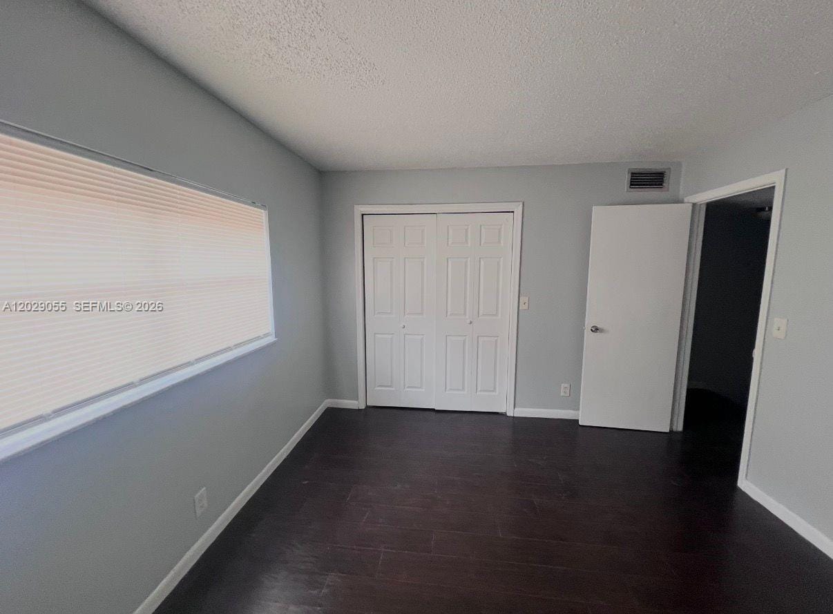 2512 NW 52nd Avenue 22B — photo 6