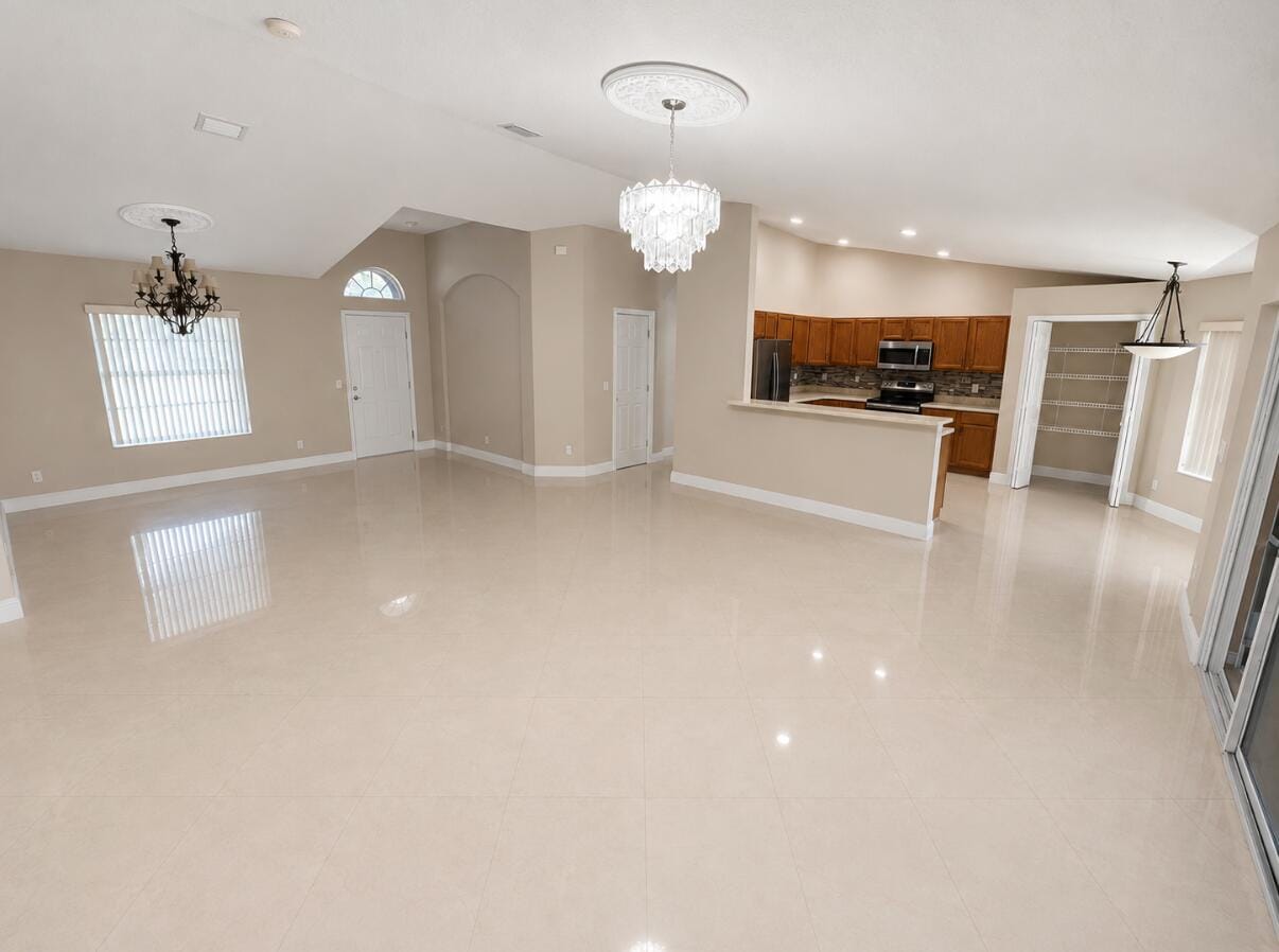 1481 SW Jacksonville Avenue — photo 8