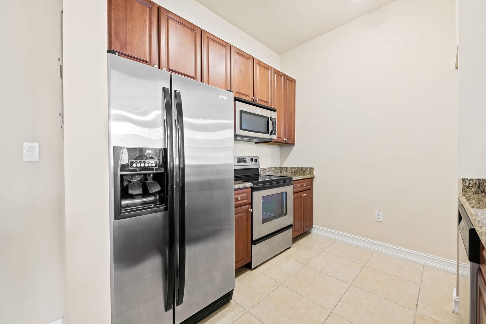 3001 NE 185th Street 536 — photo 9