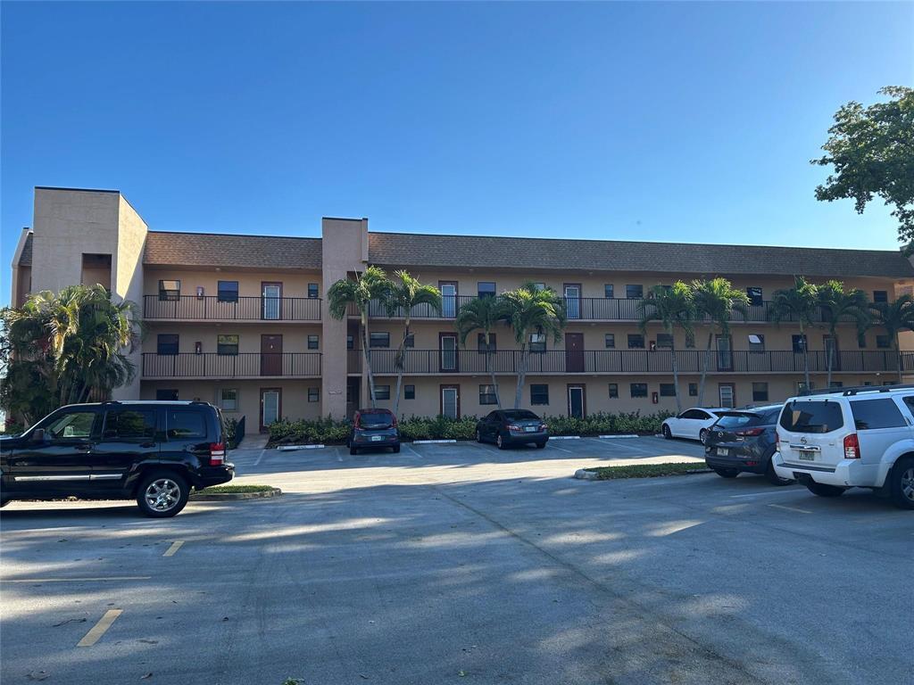 10303 Sunrise Lakes Boulevard 205, Sunrise, FL 33322, Sunrise