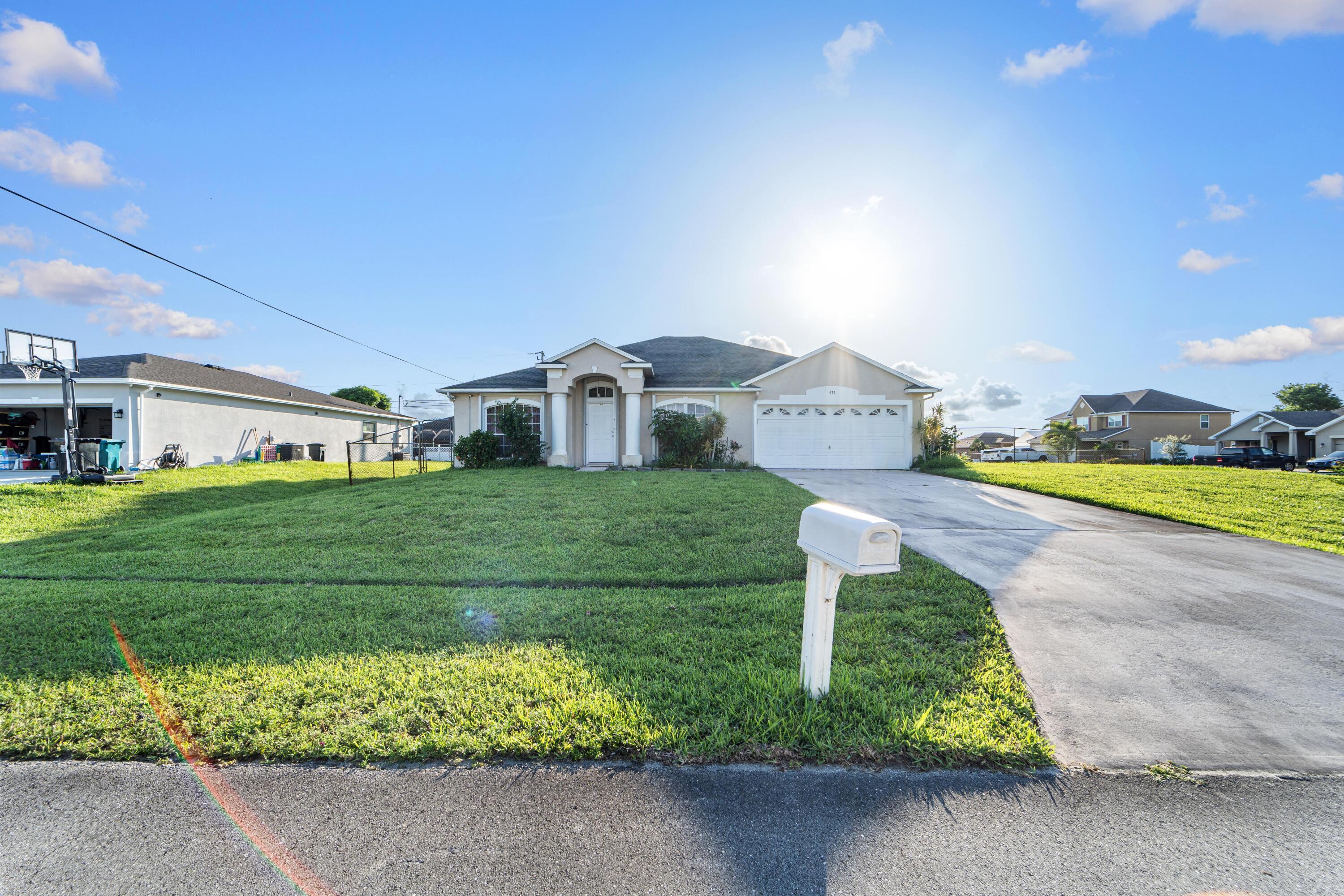 672 SW Kayak Avenue, Port St. Lucie, FL 34953, Port St Lucie