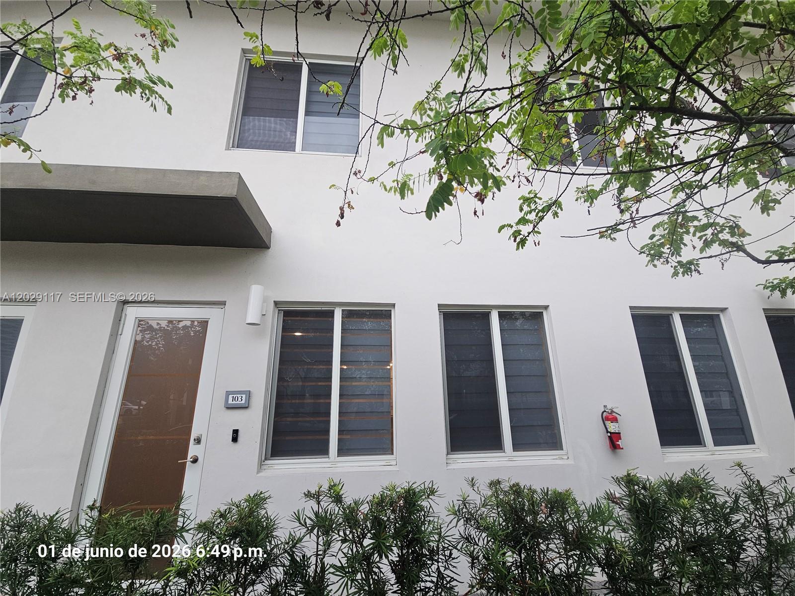6453 NW 102nd Path 103, Doral, FL 33178
