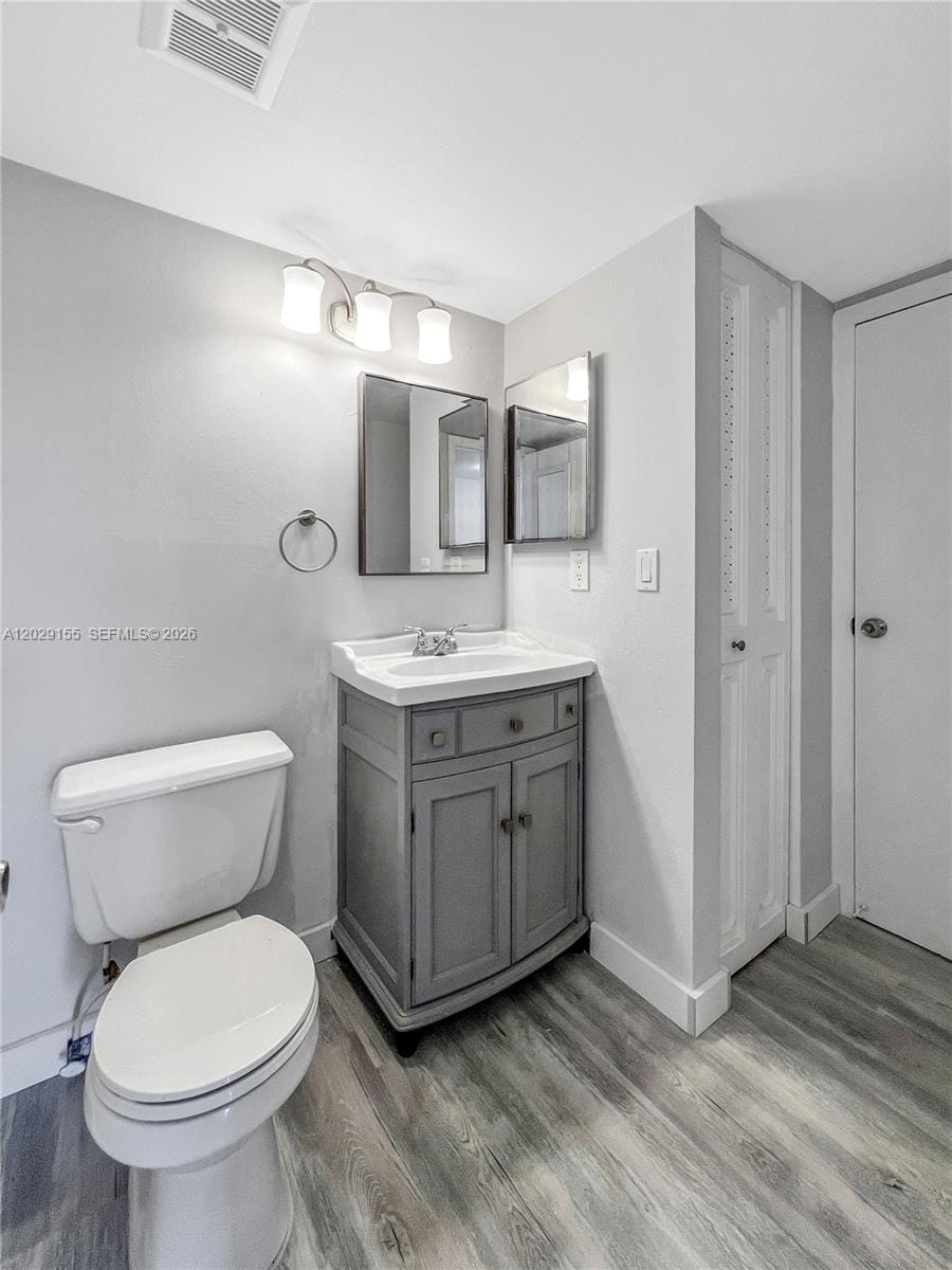 3475 N Country Club Drive 503, Aventura, FL 33180 photo 14