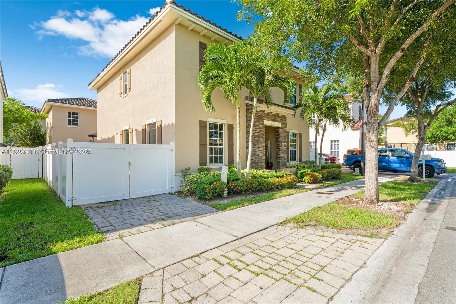 16946 SW 90th Terrace Circle, Miami, FL 33196, Miami