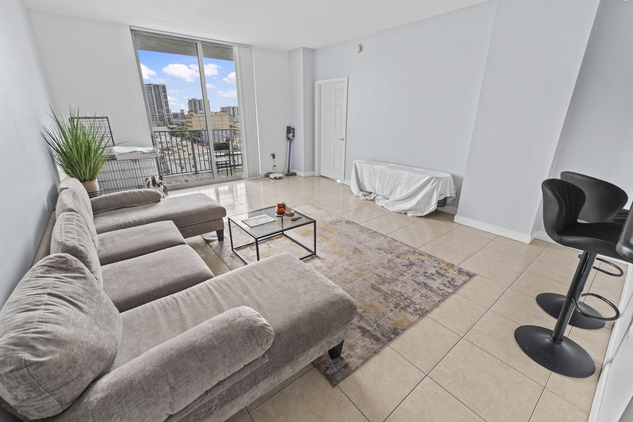 140 S Dixie Highway 813, Hollywood, FL 33020, Hollywood
