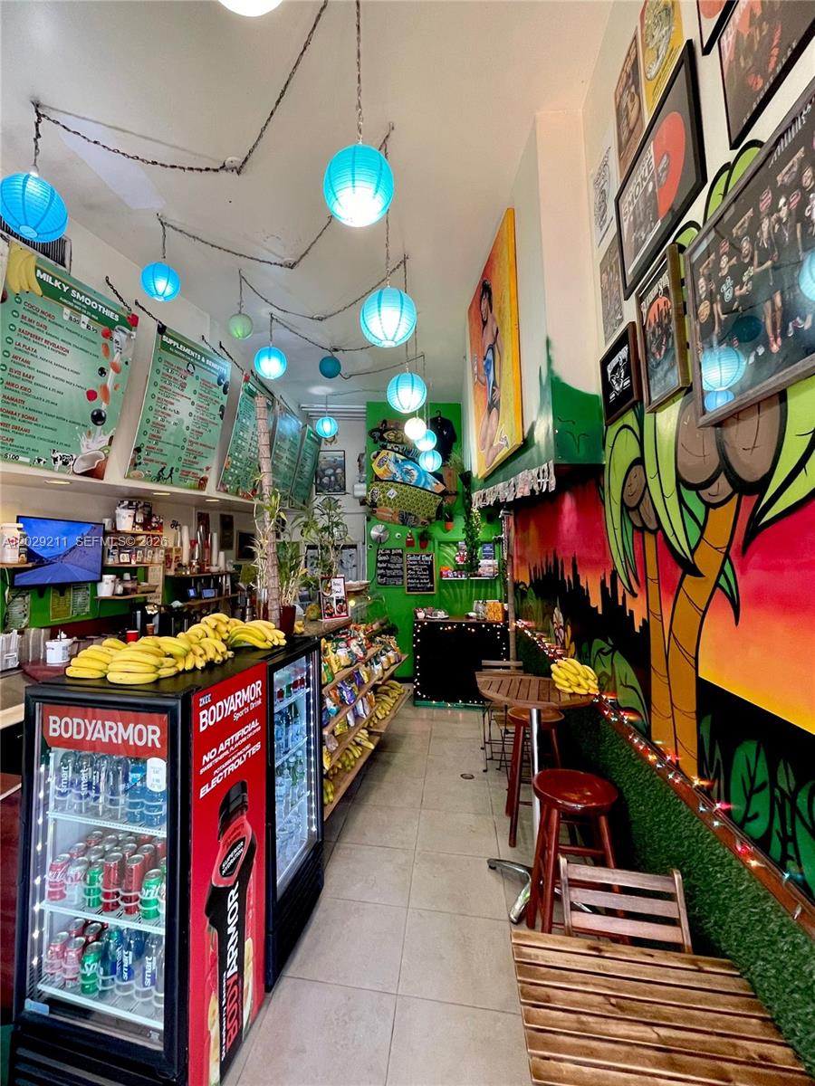 S Beach Juice Bar, Miami Beach, FL 33139, Miami Beach