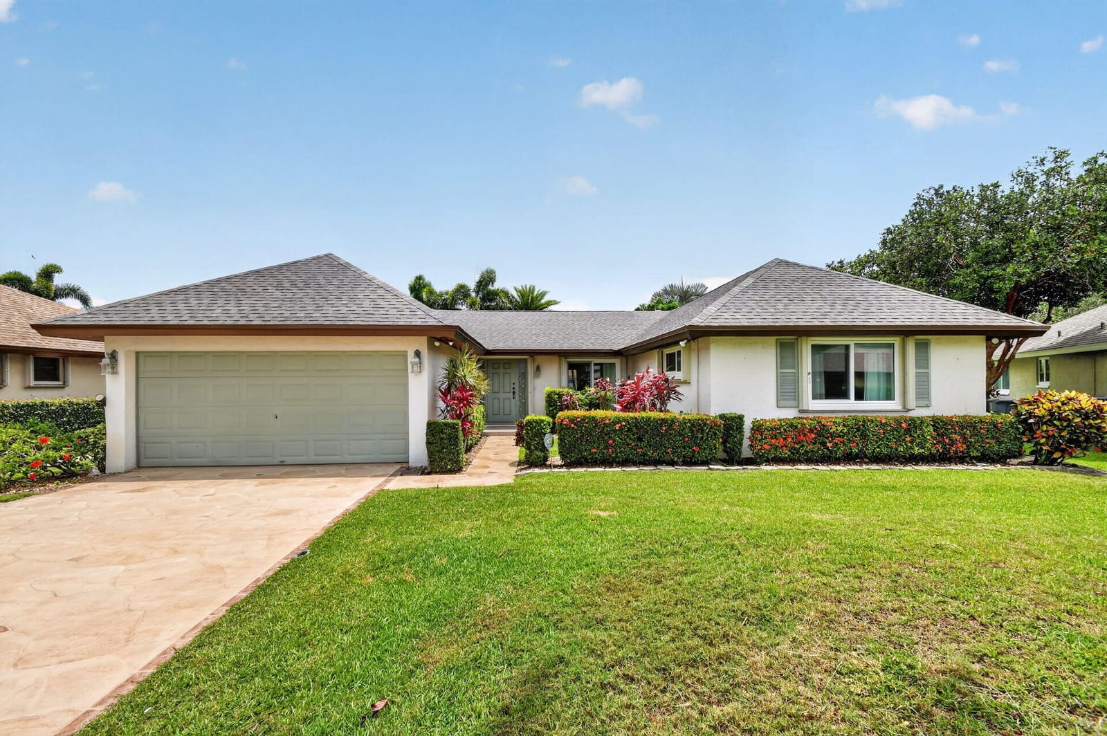 10460 Greentrail Drive N, Boynton Beach, FL 33436