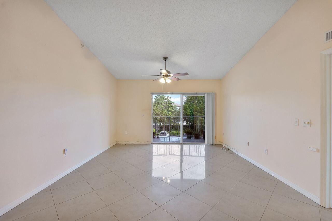 5011 Wiles Road Unit 303, Coconut Creek, FL 33073 photo 21