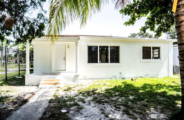 841 NW 116th Terrace, Miami, FL 33168
