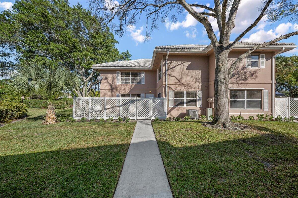 1945 Stratford Way, West Palm Beach, FL 33409, West Palm Beach