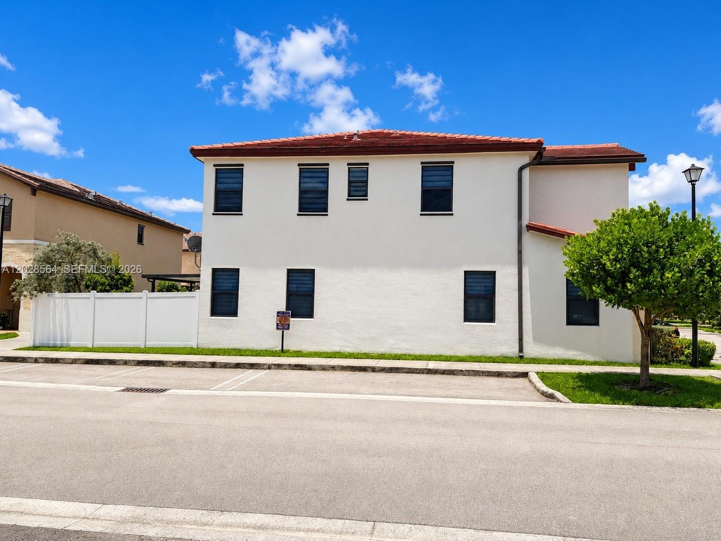 3368 W 105th Terrace, Hialeah, FL 33018 photo 3