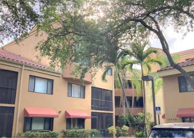 15495 N Miami Lakeway N 105-4 105-4, Miami Lakes, FL 33014