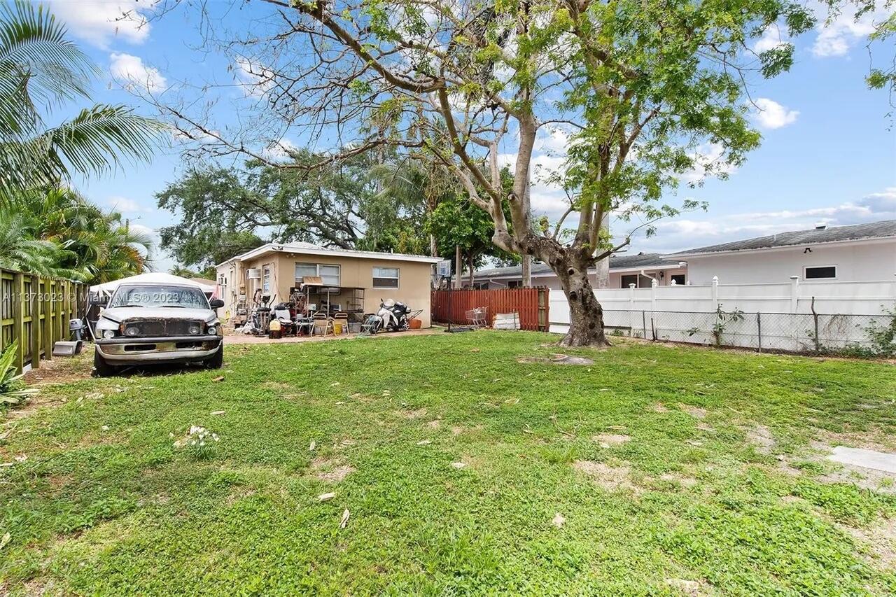 2434 Mckinley Street, Hollywood, FL 33020, Hollywood