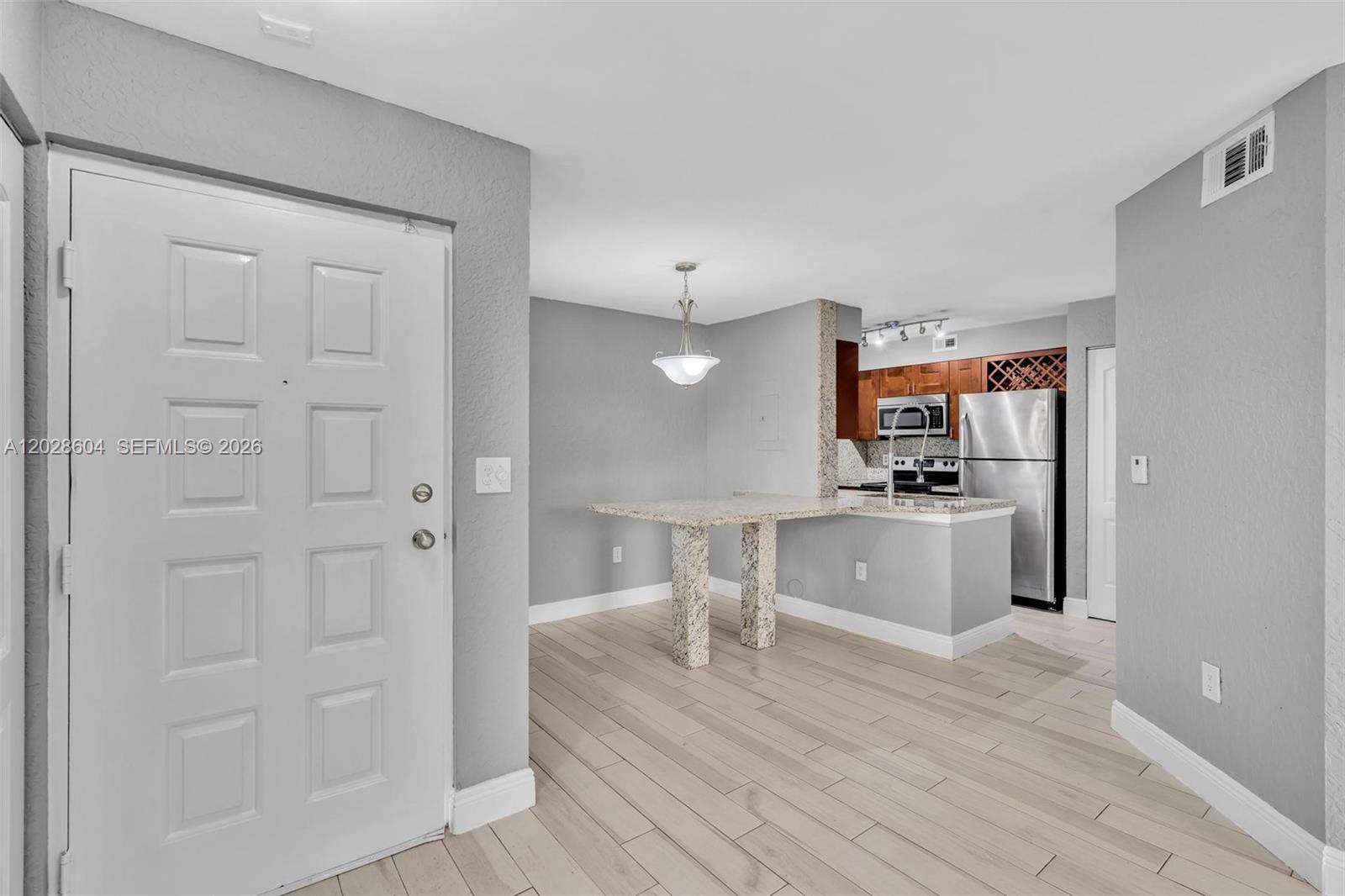 2851 N Oakland Forest Drive 111, Oakland Park, FL 33309, Oakland Park