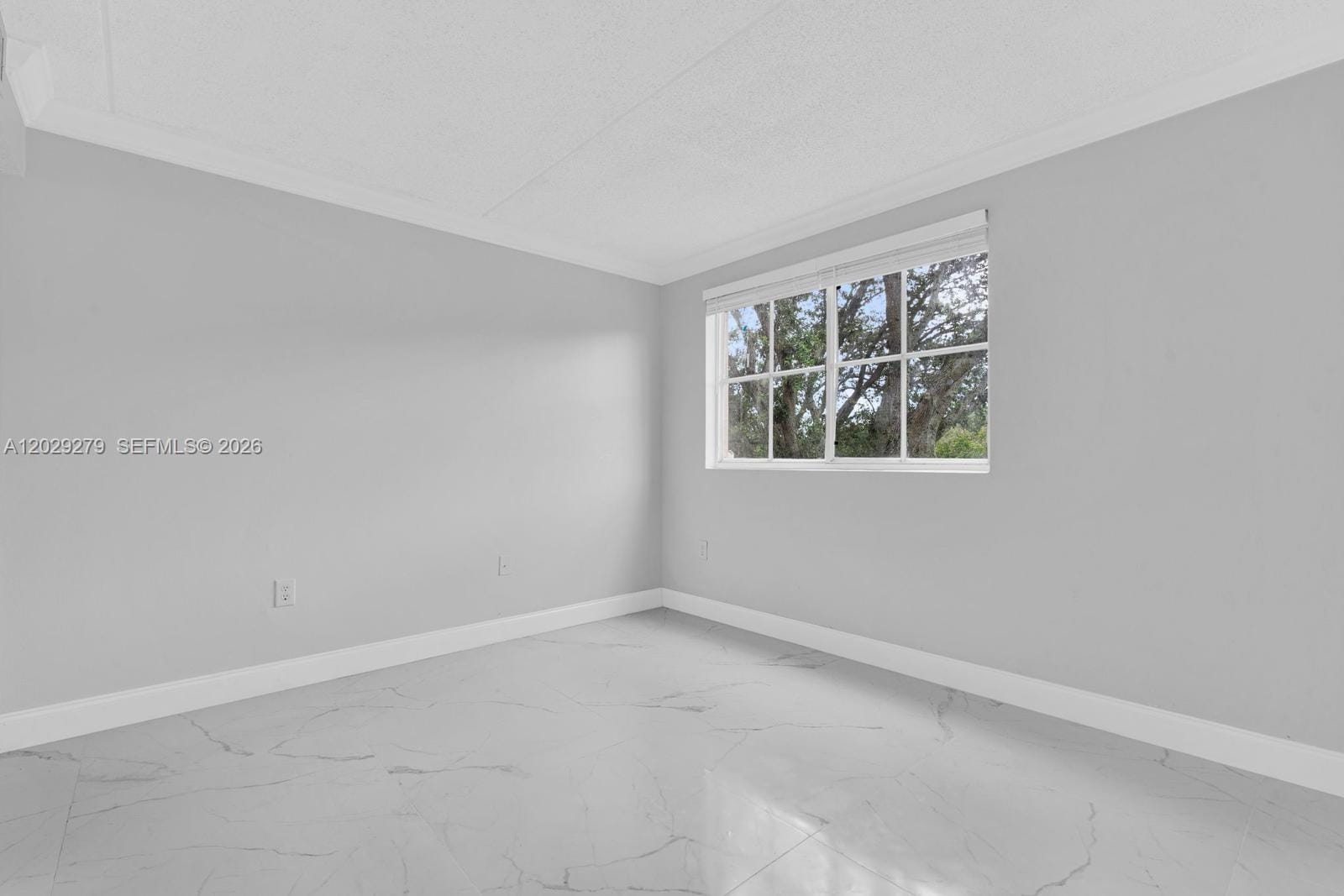 6135 NW 186th Street 202, Hialeah, FL 33015 photo 16