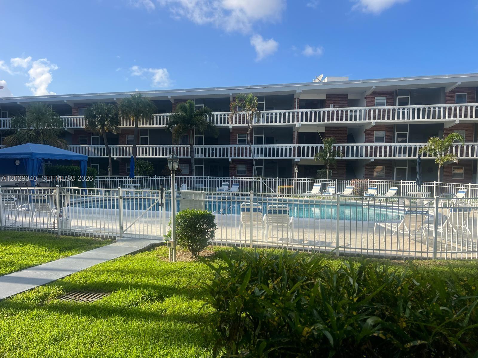 181 NE 14th Avenue 20A, Hallandale Beach, FL 33009, Hallandale Beach