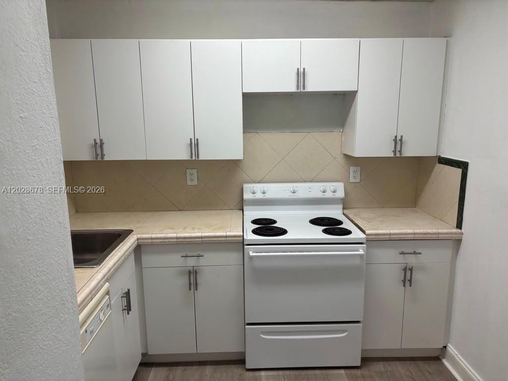 492 NW 165th St Road C-211 — photo 11