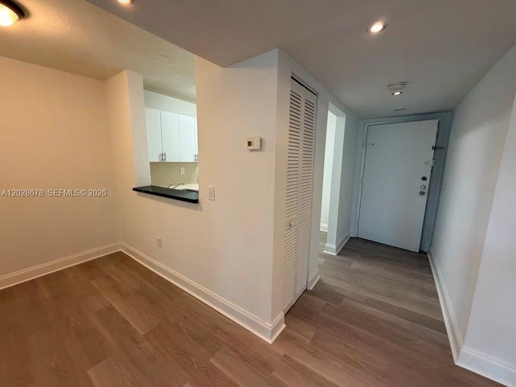 492 NW 165th St Road C-211, Miami, FL 33169 photo 15