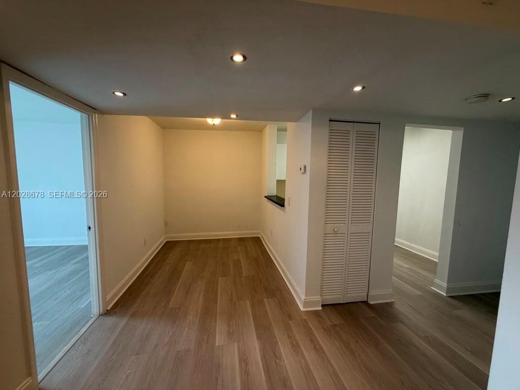 492 NW 165th St Road C-211, Miami, FL 33169 photo 17