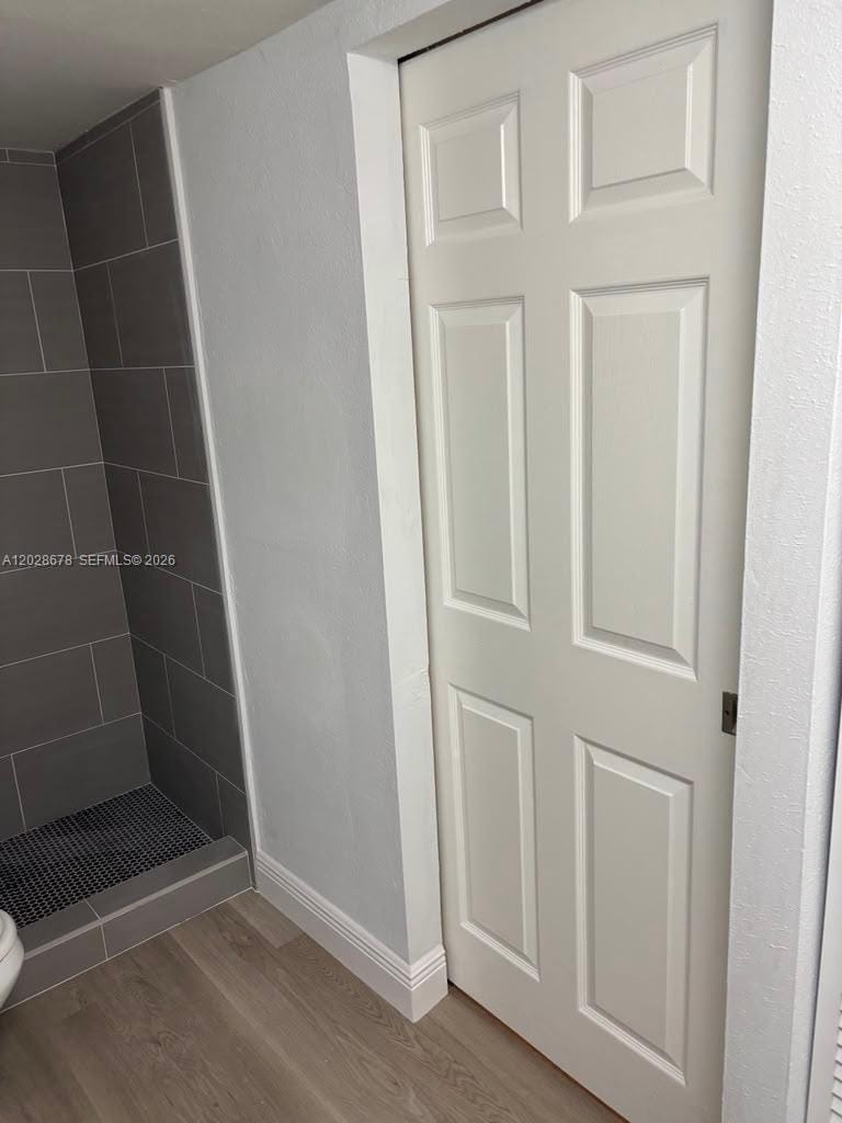 492 NW 165th St Road C-211, Miami, FL 33169 photo 28