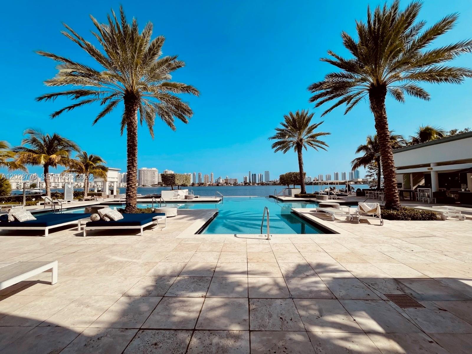 17111 Biscayne Boulevard 208, North Miami Beach, FL 33160, North Miami Beach
