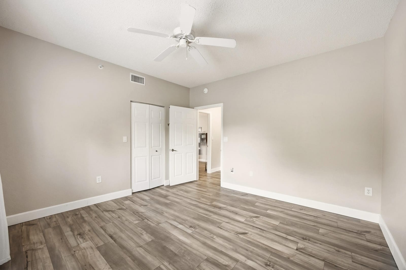2802 Sarento Place 106, Palm Beach Gardens, FL 33410 photo 28