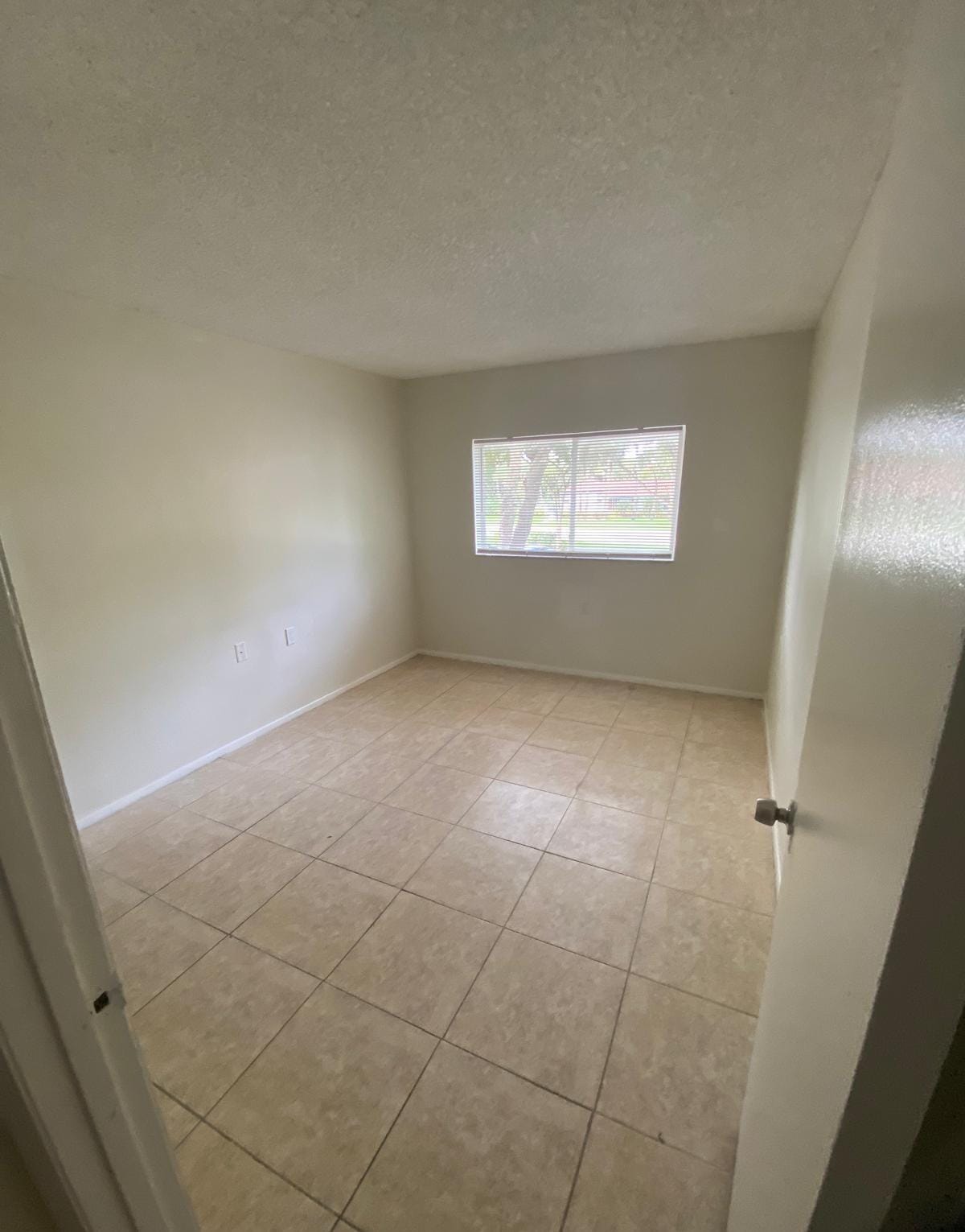 1080 N Benoist Farms Road 204 — photo 7