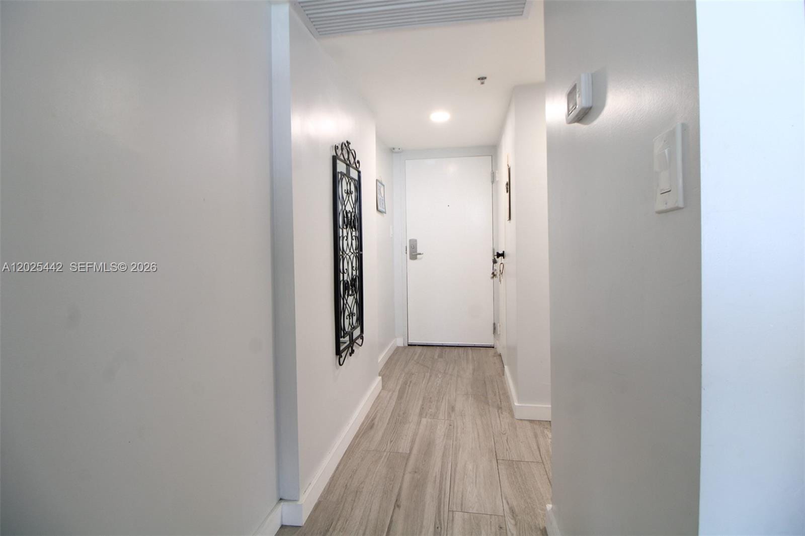 19201 Collins Avenue 916 — photo 3