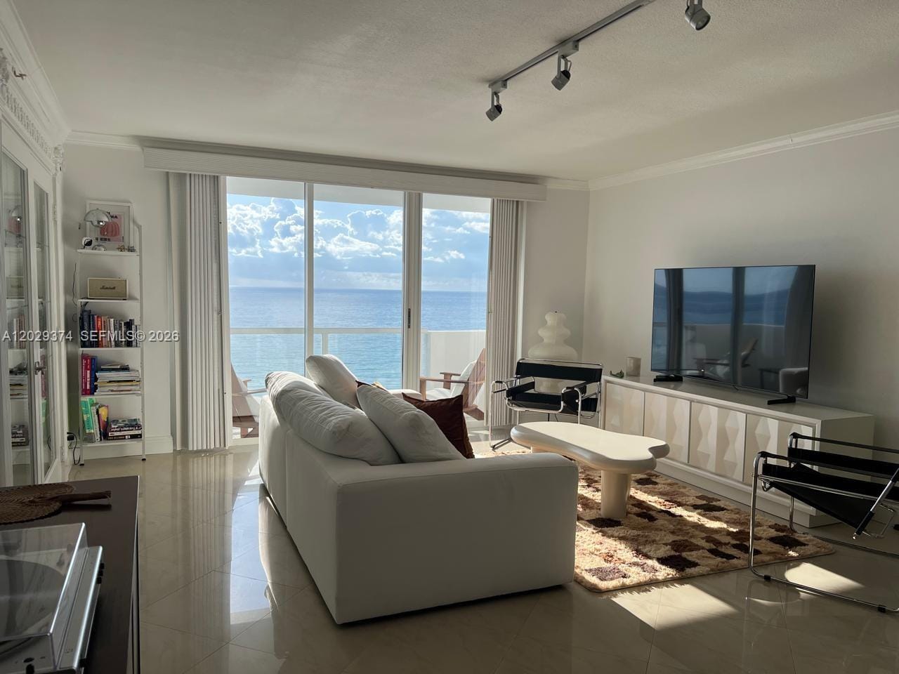 9195 Collins Avenue 1001 — photo 4