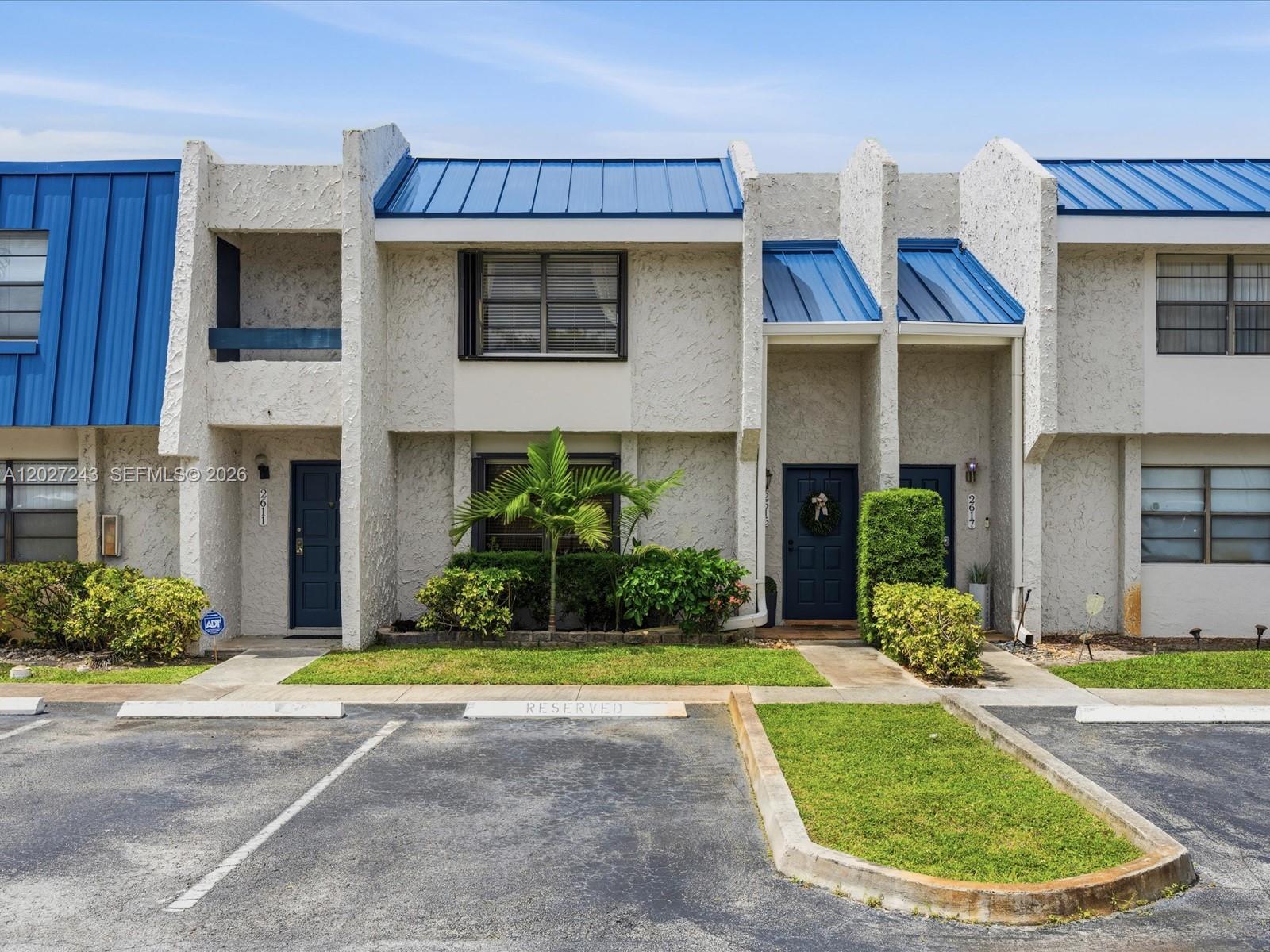 2615 N 40th Avenue, Hollywood, FL 33021, Hollywood