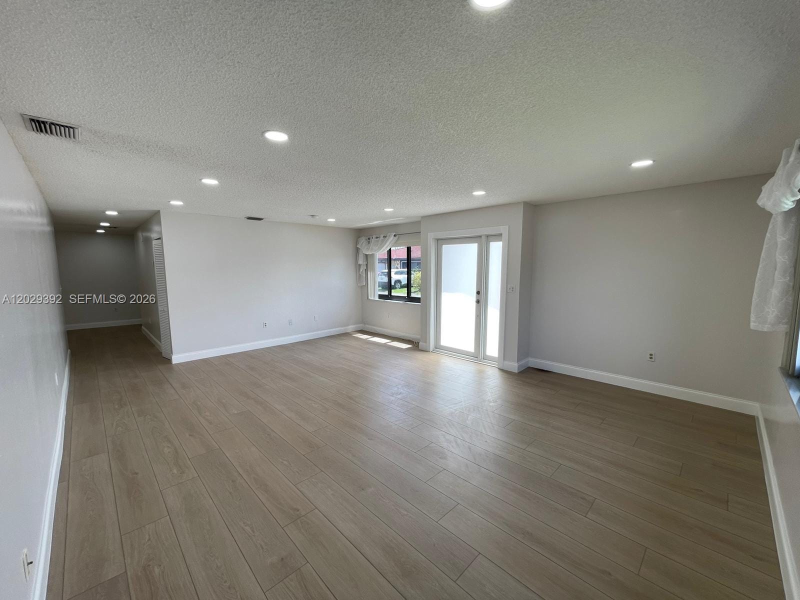 1727 SW 136th Place — photo 3