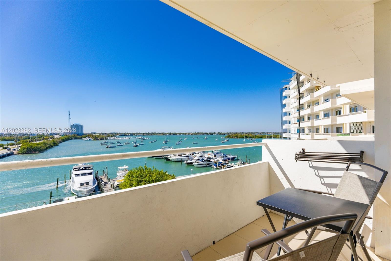 7904 W Dr 810 810, North Bay Village, FL 33141, North Bay Village