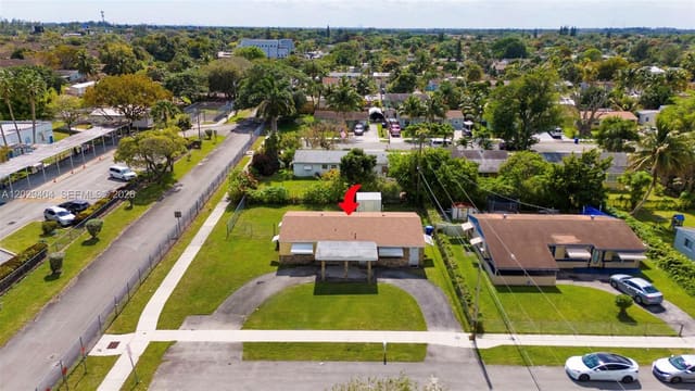 6200 SW 18th Street, North Lauderdale, FL 33068