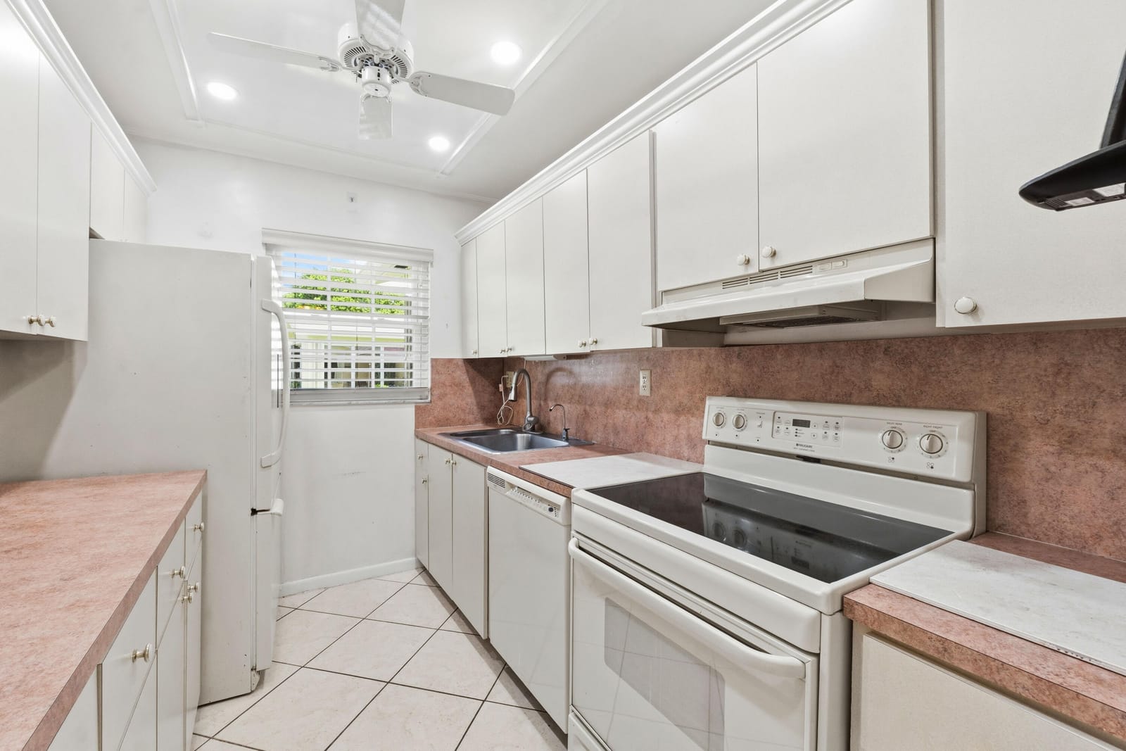 5126 Lakefront Boulevard B, Delray Beach, FL 33484 photo 8